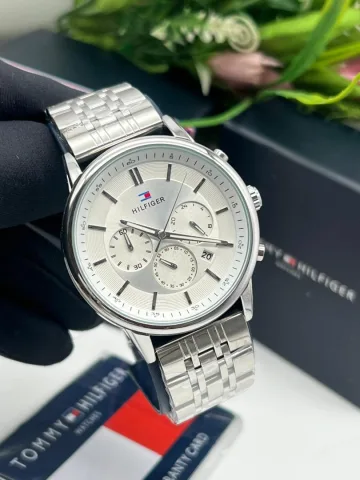 Men wristwatch