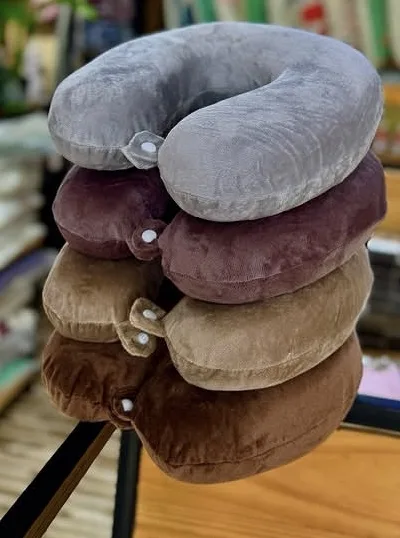 Neck pillows